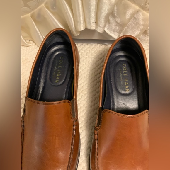 COLE HAAN - Picture 4 of 9